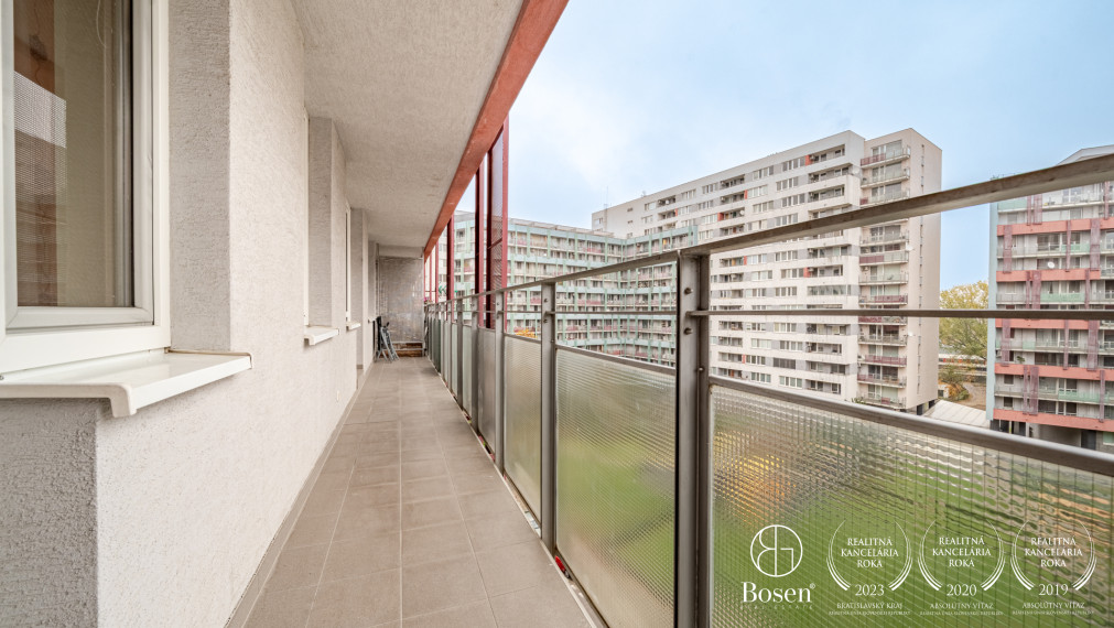 BOSEN | Priestranný 3 izbový byt v komplexe Koloseo, 90 m2