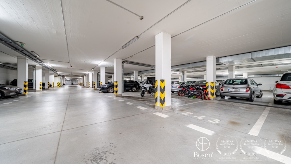 BOSEN | Priestranný 3 izbový byt v komplexe Koloseo, 90 m2