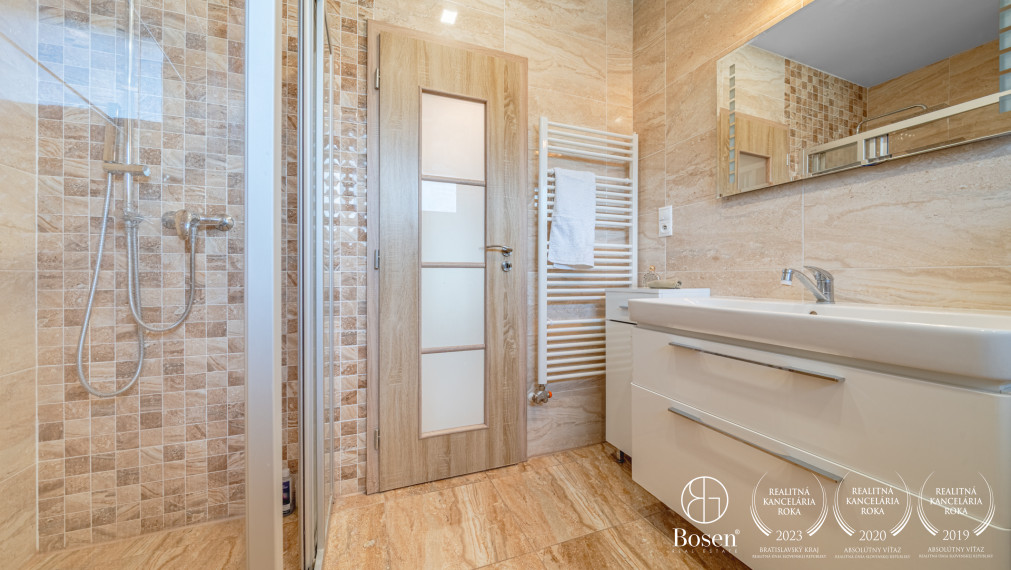 BOSEN| Samostatne stojaci, bezbariérový rodinný dom Malacky - Píniová Alej