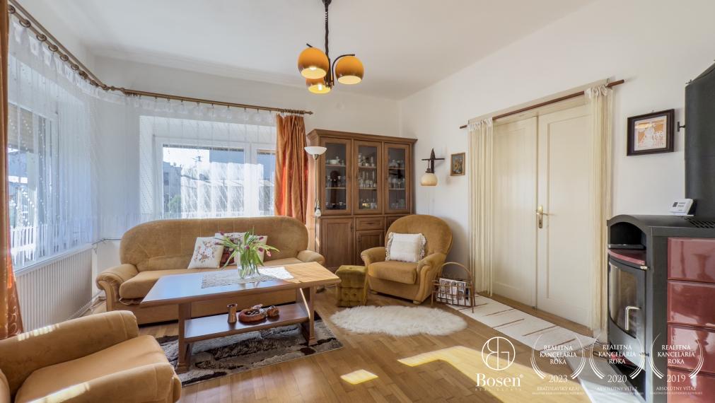 BOSEN | Útulný rodinný dom s peknou záhradou, Fiľakovo, Ružová ulica