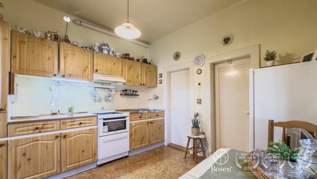 BOSEN | Útulný rodinný dom s peknou záhradou, Fiľakovo, Ružová ulica