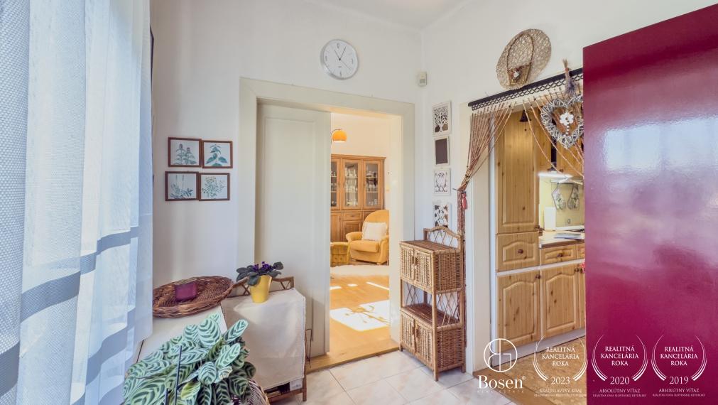 BOSEN | Útulný rodinný dom s peknou záhradou, Fiľakovo, Ružová ulica