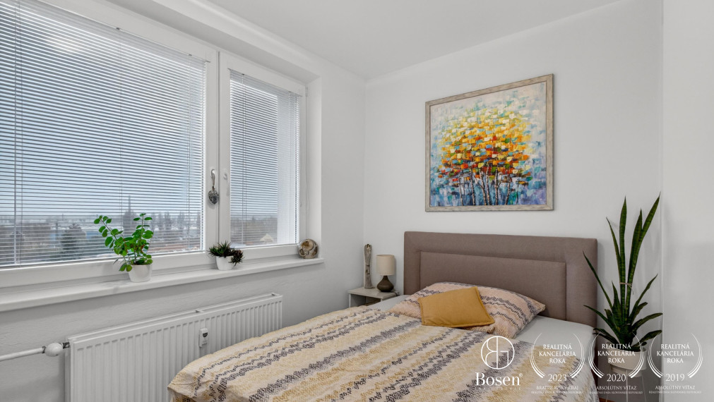 BOSEN | Slnečný 3 - izbový byt v Malackách na sídlisku Juh s dvoma loggiami