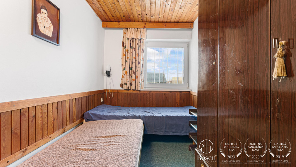 Rekreačná chata so súpisným číslom na predaj!