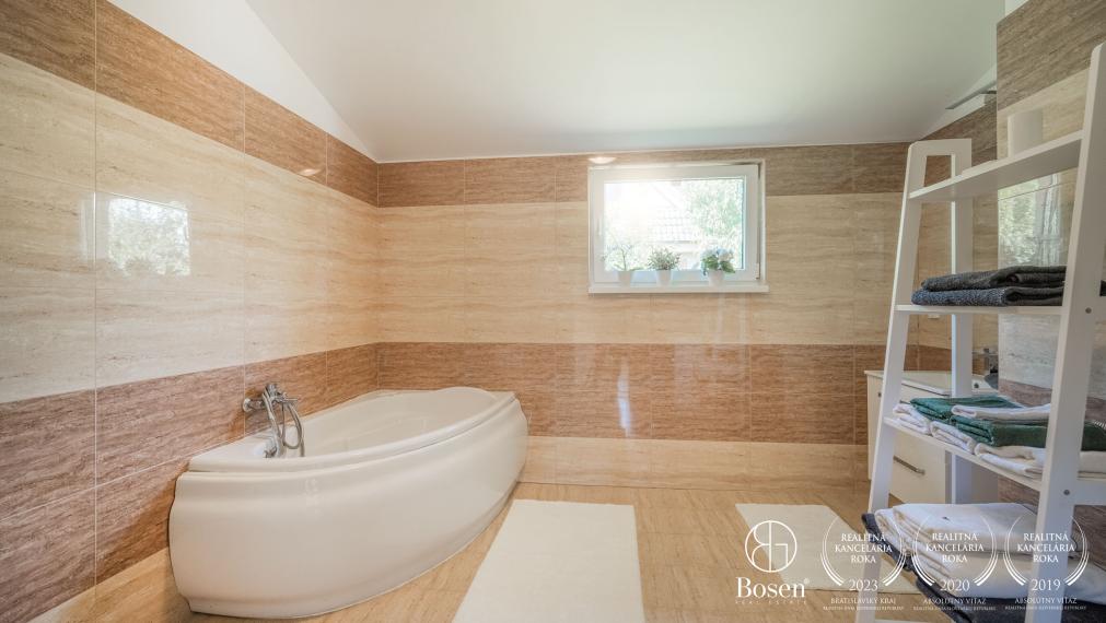 BOSEN | 4-izbový rodinný dom na Golfe, Lužianky