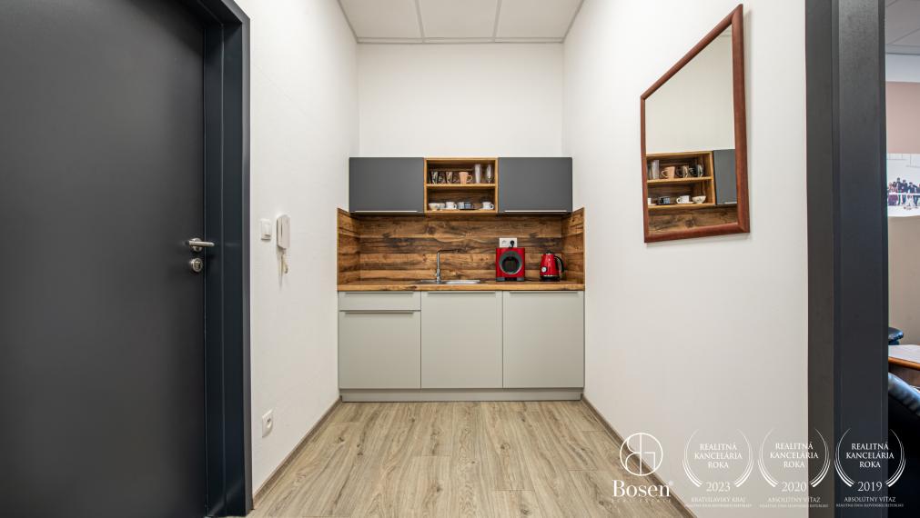 BOSEN | Na predaj administratívne priestory v Trenčíne - Vinohrady