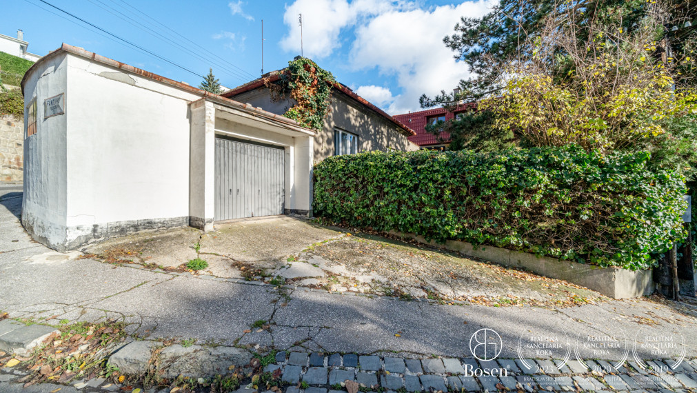 BOSEN | Jedinečná ponuka – rodinný dom na Partizánskej ulici, Staré Mesto