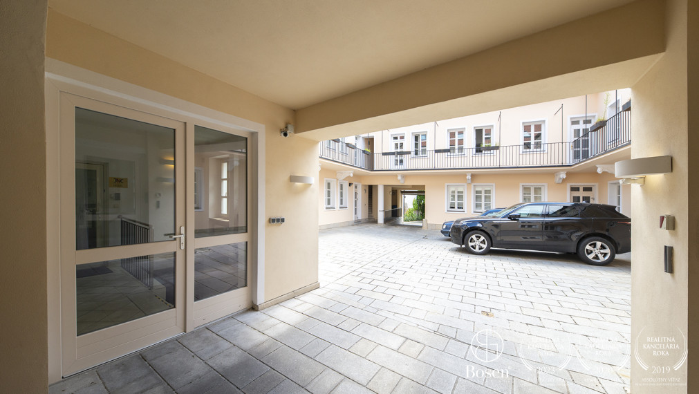 BOSEN | Prenájom kancelárskych priestorov 44,4m2 | Panenská ulica 8 - Staré Mesto, Bratislava