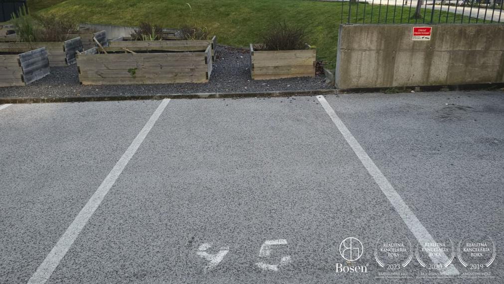 BOSEN | parkovacie státie Bratislava - Dúbravka - Dúbravy