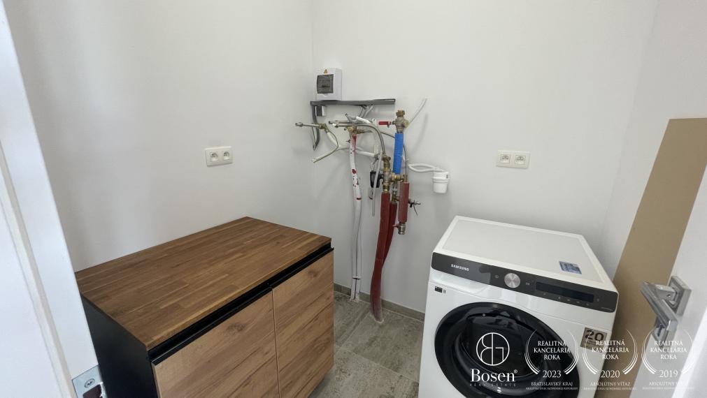 BOSEN | Zariadený trojizbový byt v dvojdome v novej tichej lokalite, Miloslavov, Liesková, 425 m2
