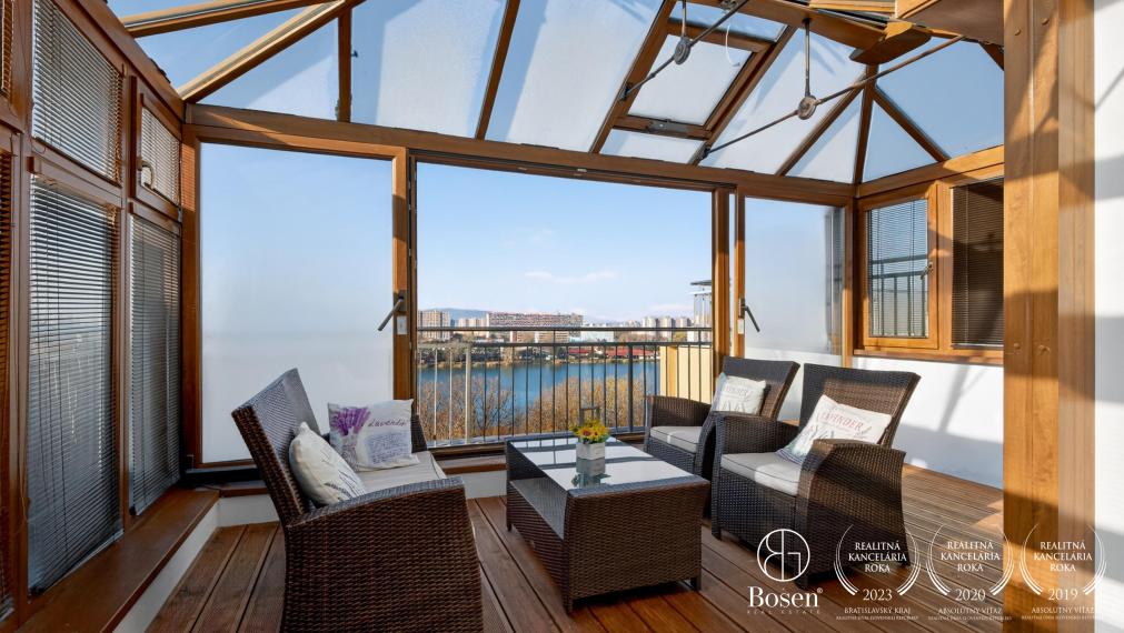 BOSEN | Na prenájom 4 izbový byt s veľkou terasou, zimnou záhradou a parkovacím miestom