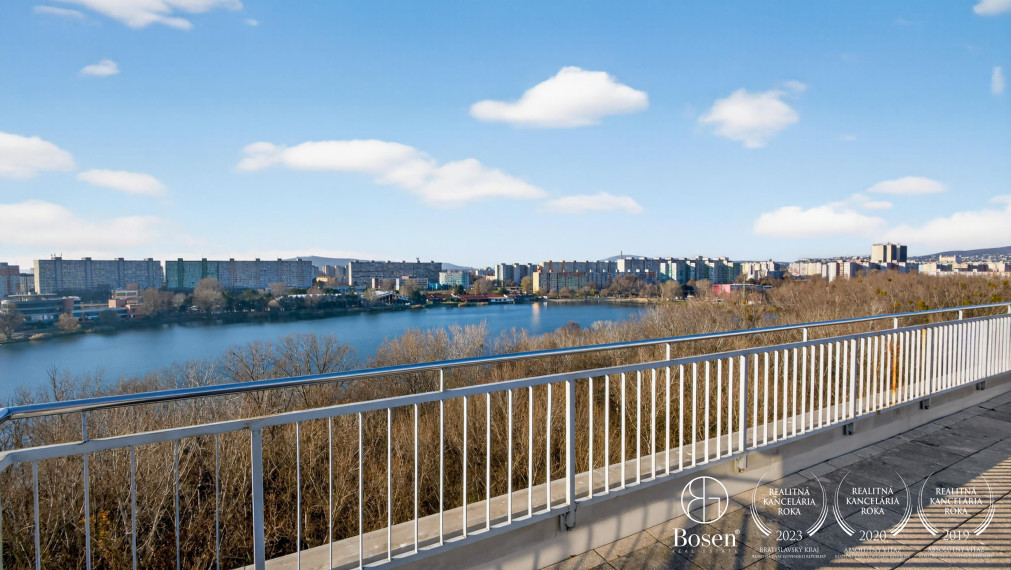 BOSEN | Na prenájom 4 izbový byt s veľkou terasou, zimnou záhradou a parkovacím miestom