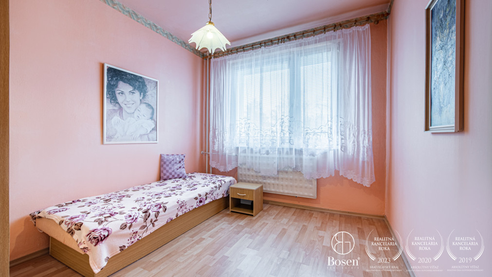 Na predaj 2-izbový byt v žiadanej lokalite Dubnica n/V