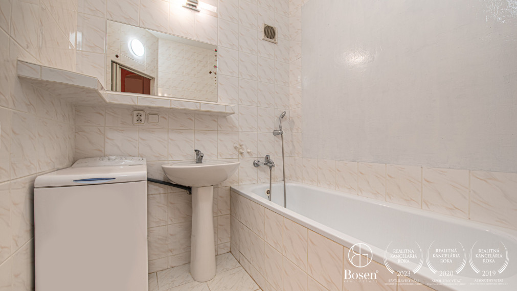 Na predaj 2-izbový byt v žiadanej lokalite Dubnica n/V