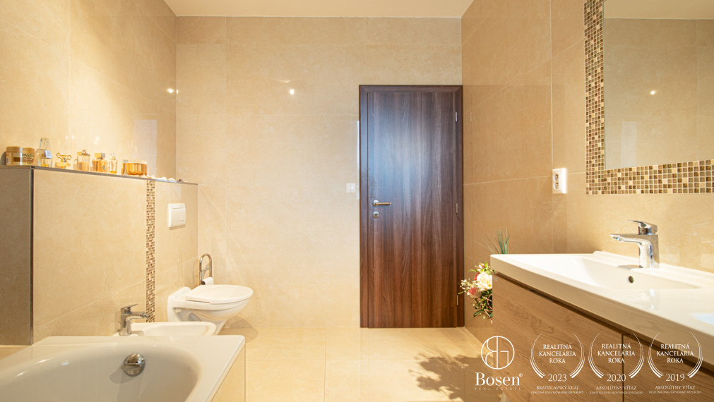 BOSEN | Priestranný 5-izbový rodinný dom pri Green Resort Hrubá Borša