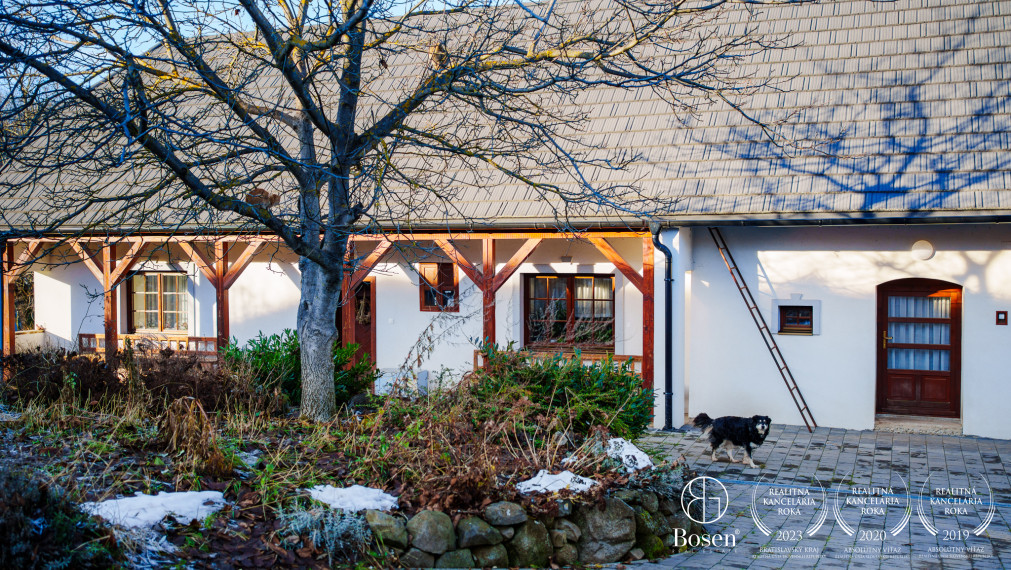 BOSEN | Rodinná farma pri Litave s pozemkom vo výmere 9 565 m²