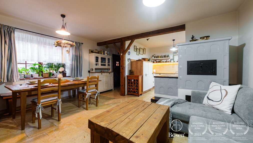 BOSEN | Rodinná farma pri Litave s pozemkom vo výmere 9 565 m²