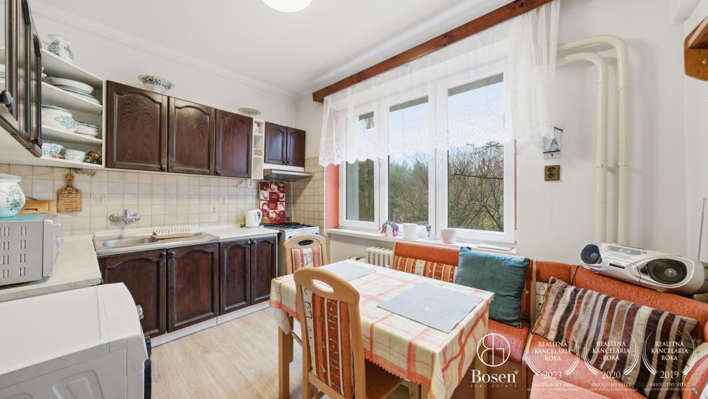 LOYALTERS | Na predaj 3 izbový byt s balkónom v Krasňanoch v blízkosti prírody.