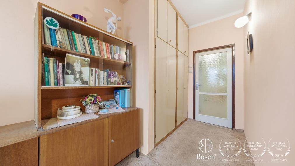 LOYALTERS | Na predaj 3 izbový byt s balkónom v Krasňanoch v blízkosti prírody.