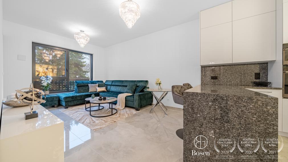 BOSEN | Prémiový, zariadený 3-izbový klimatizovaný byt s balkónom v novostavbe Kesselbauer - Námestie 1. mája, 76 m²