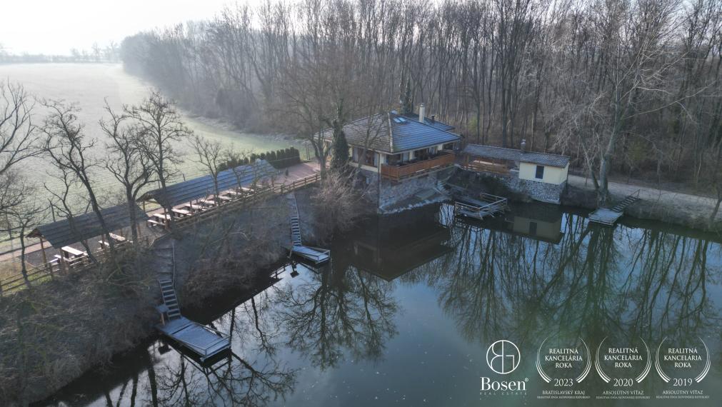 BOSEN |  Na prenájom zabehnutá reštaurácia v Michale na Ostrove