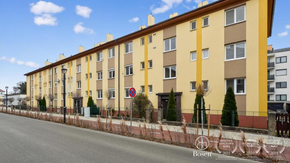 BOSEN | Na prenájom 2 izbový byt Malacky, ulica Ľ. Zúbka