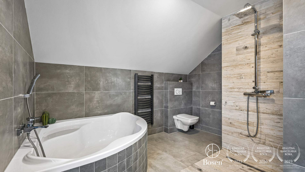 BOSEN | Moderný rodinný dom v malebnej obci Vlková