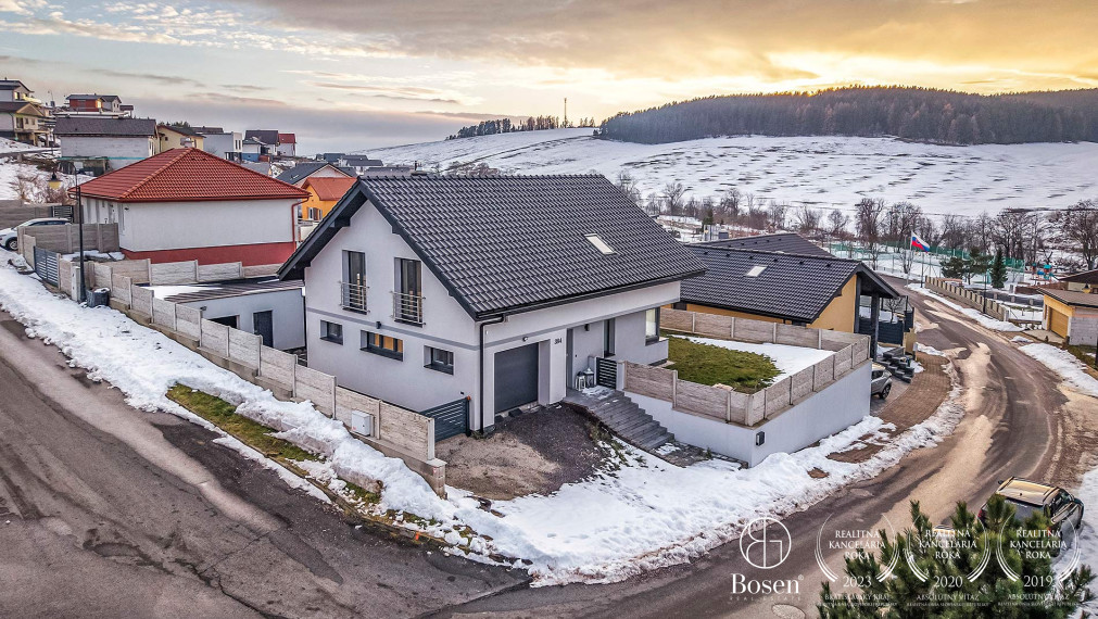 BOSEN | Moderný rodinný dom v malebnej obci Vlková