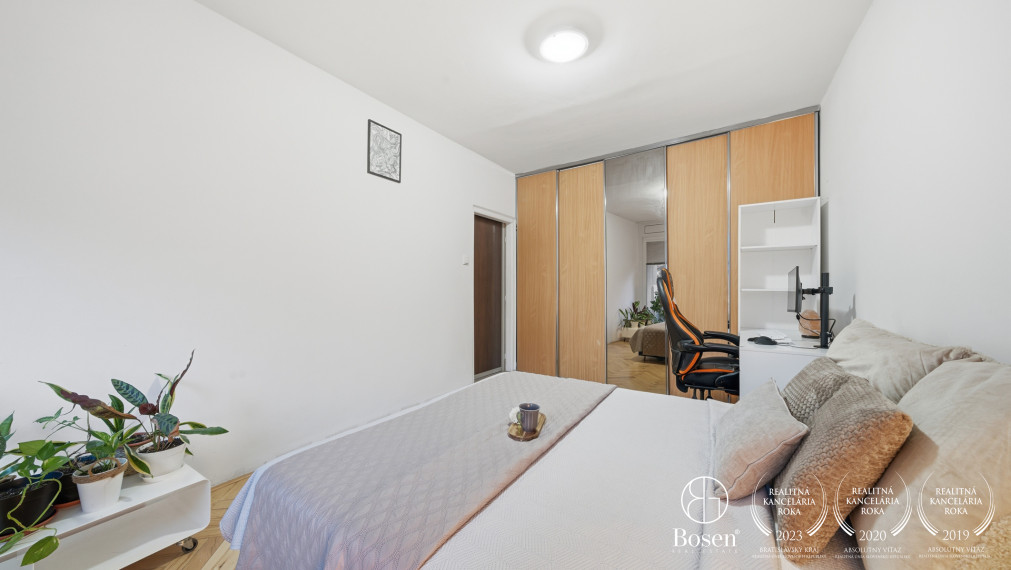 BOSEN | 2,5 izb. byt s potenciálom na rekonštrukciu, Sibírska ulica, BA - Nové Mesto, 57 m2