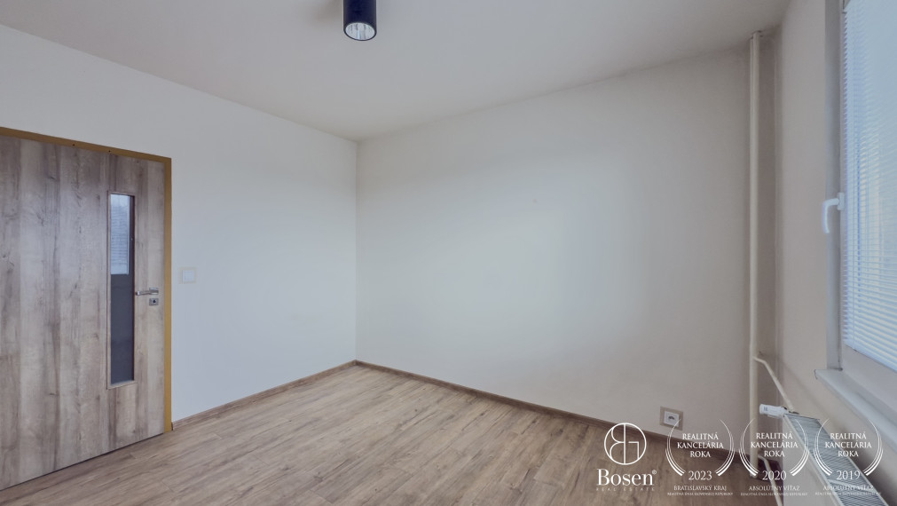 BOSEN | Zrekonštruovaný 3izbový byt s loggiou, 75m2.