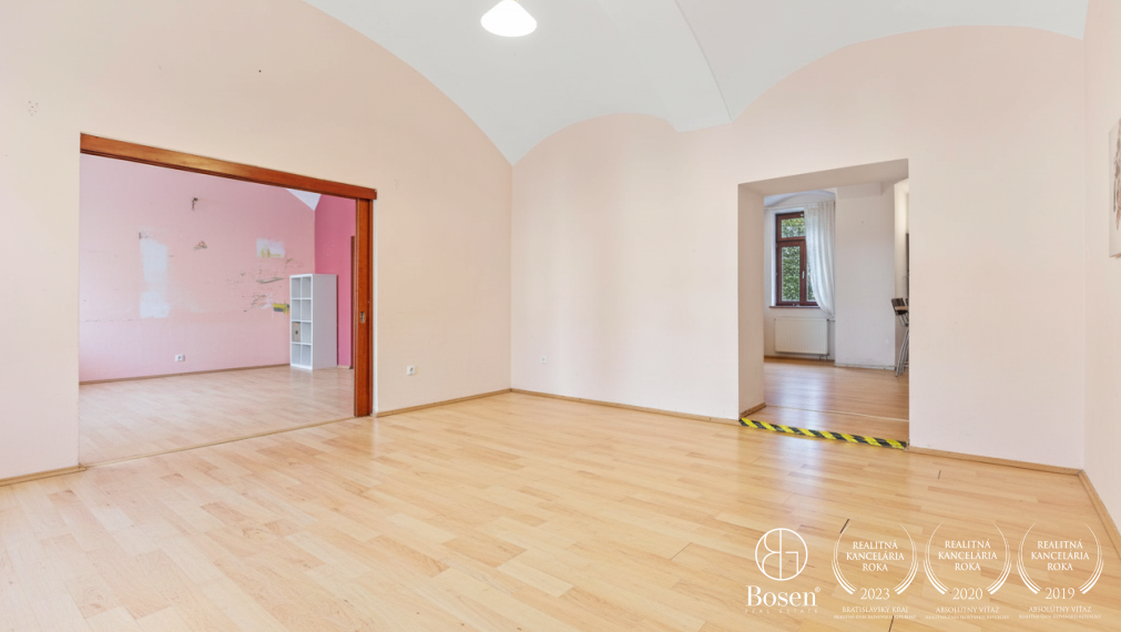 BOSEN | Nezariadený 3 izb. byt, Panenská 25, Bratislava Staré Mesto 100m2