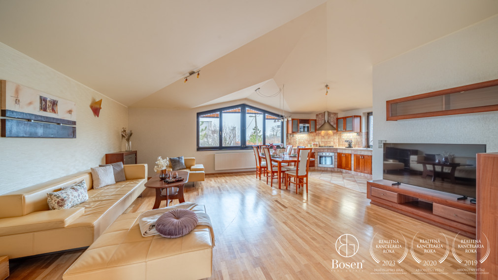 BOSEN | Priestranný 4-izbový byt 140 m² s 40 m² terasou – Hradný kopec, panoramatický výhľad