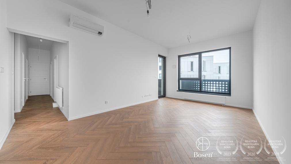 LOYALTERS | Predaj 3-izbového apartmánu s balkónom 82m2 | Kesselbauer |