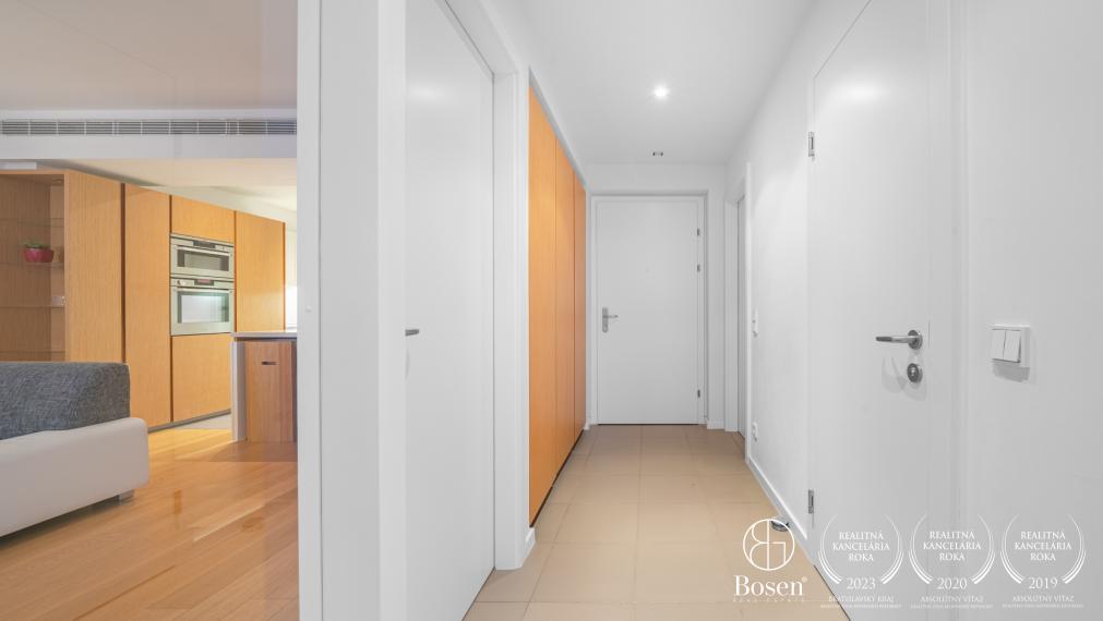 BOSEN | Zariadený 2-izbový byt s terasou a výhľadom na Dunaj – EUROVEA