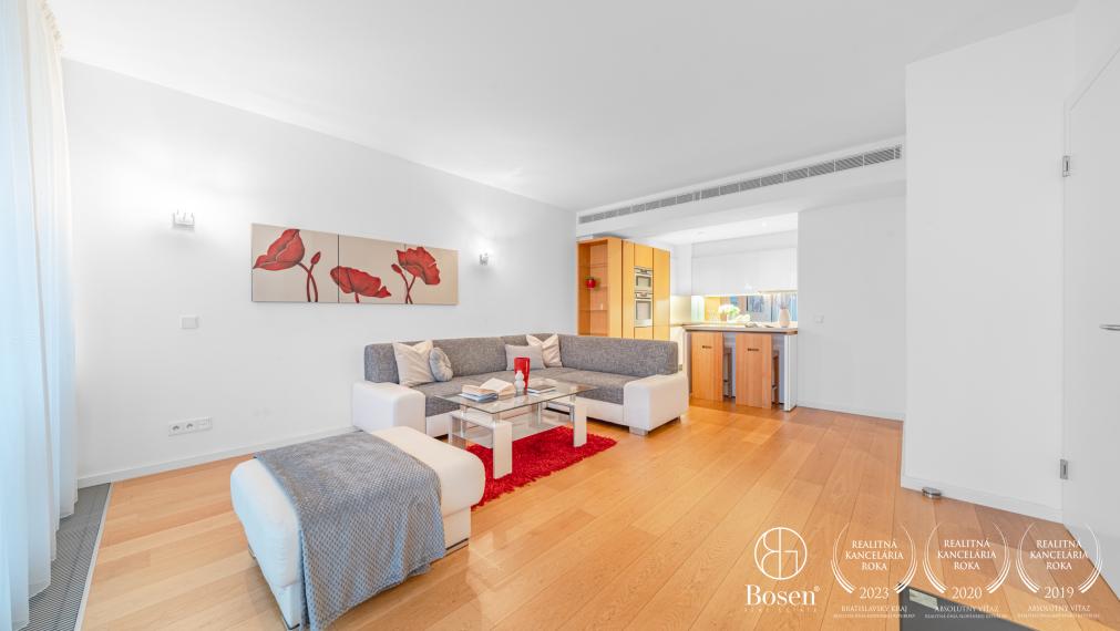 BOSEN | Zariadený 2-izbový byt s terasou a výhľadom na Dunaj – EUROVEA