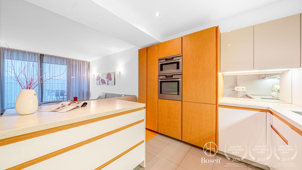 BOSEN | Zariadený 2-izbový byt s terasou a výhľadom na Dunaj – EUROVEA