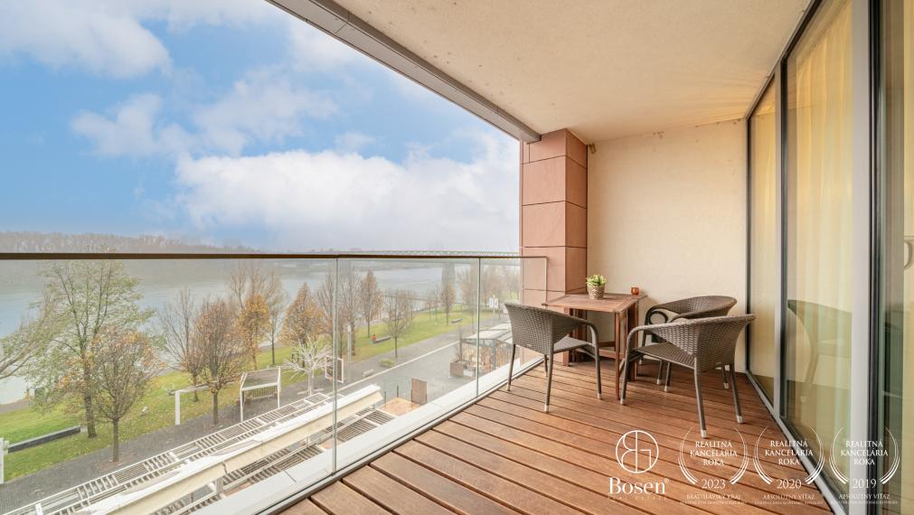 BOSEN | Zariadený 2-izbový byt s terasou a výhľadom na Dunaj – EUROVEA