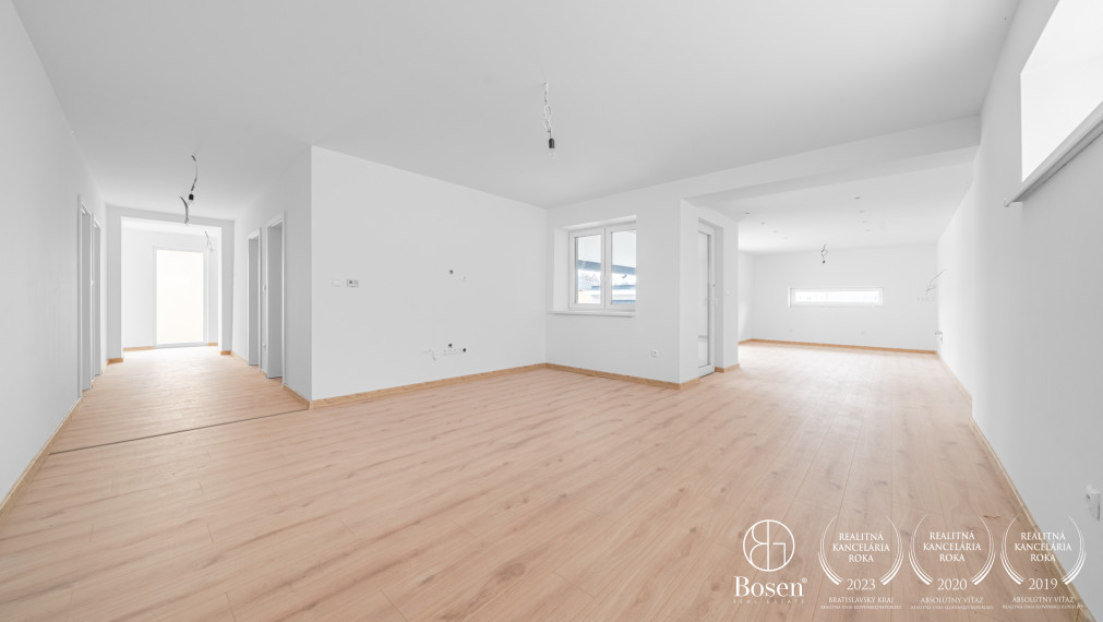 BOSEN | Moderný rodinný dom 147 m2 s veľkou záhradou, garáž, pivnica, Veľké Dvorníky