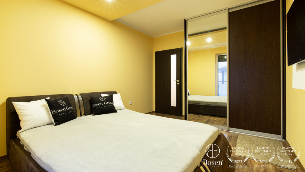 BOSEN GROUP | 3-izbový byt s terasou a 2 parkovacími miestami, Veľké Dvorníky