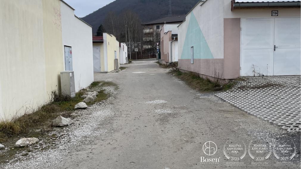 !REZERVOVANÉ!Ponúkame Vám na predaj garáž na sídlisku Šípok