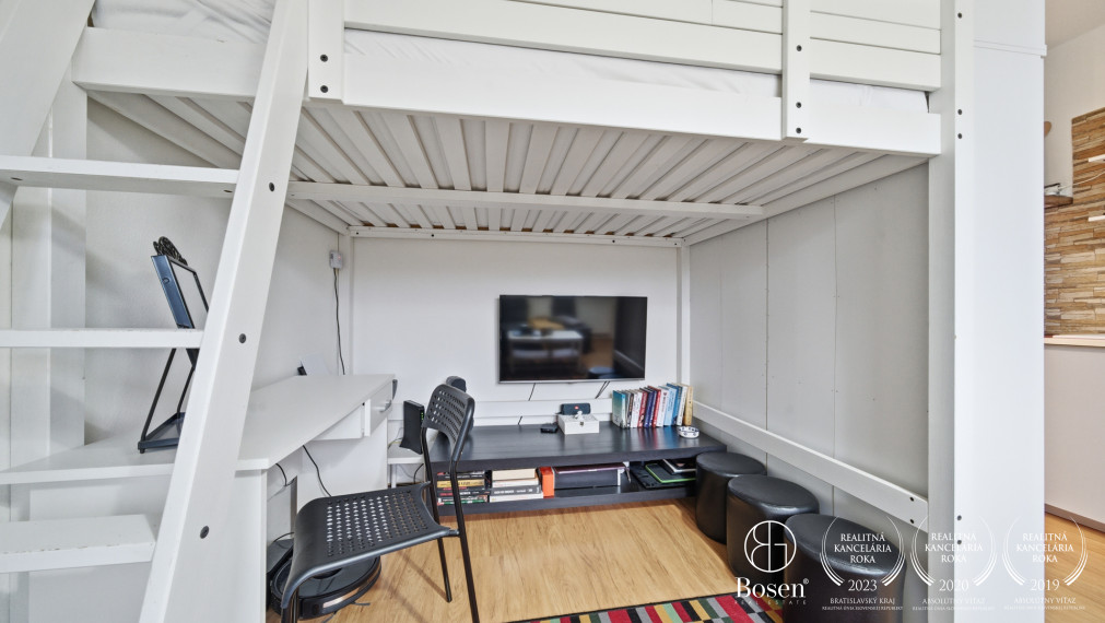 LOYALTERS | 2 izbový byt s predzáhradkou v Moste pri Bratislave