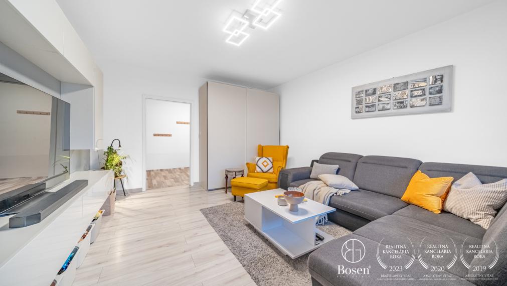 BOSEN | 3 izbový zrekonštruovaný byt s dvomi loggiami, 77,19m2, Topolčianska, Petržalka