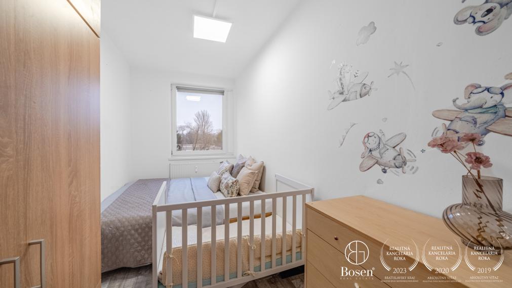 BOSEN | 3 izbový zrekonštruovaný byt s dvomi loggiami, 77,19m2, Topolčianska, Petržalka