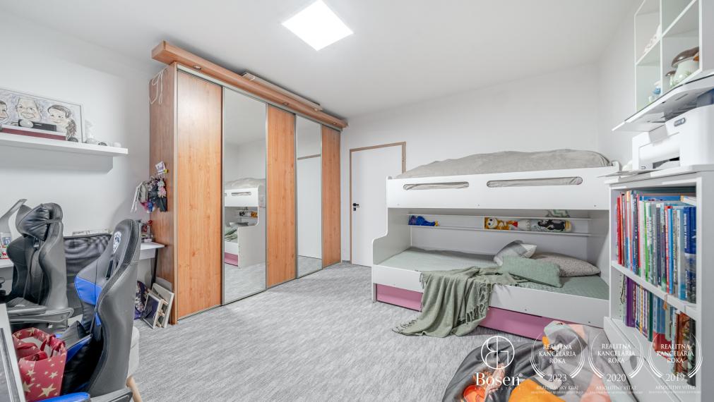 BOSEN | 3 izbový zrekonštruovaný byt s dvomi loggiami, 77,19m2, Topolčianska, Petržalka
