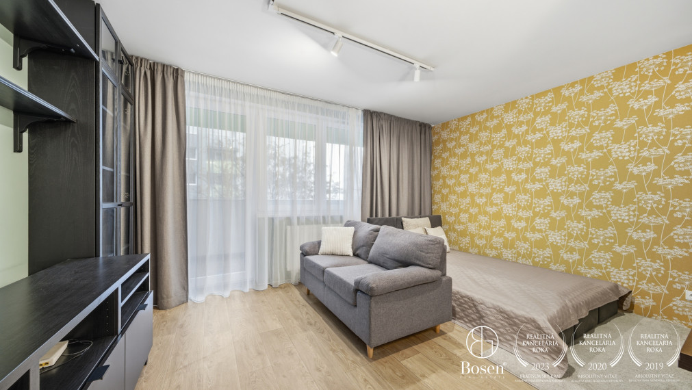 BOSEN | Praktický 1 izbový byt s veľkým balkónom, Rustaveliho ul., Rača-BA