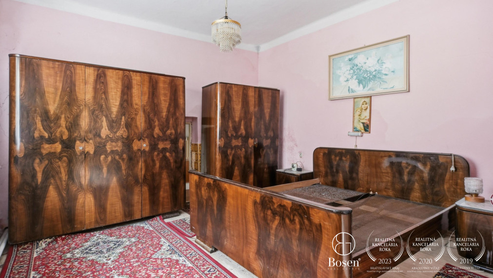 BOSEN | 4 izbový rodinný dom s veľkým pozemkom 1223m2, Malé Leváre