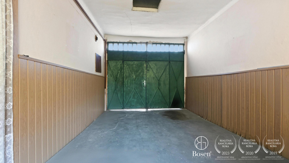 BOSEN | 4 izbový rodinný dom s veľkým pozemkom 1223m2, Malé Leváre