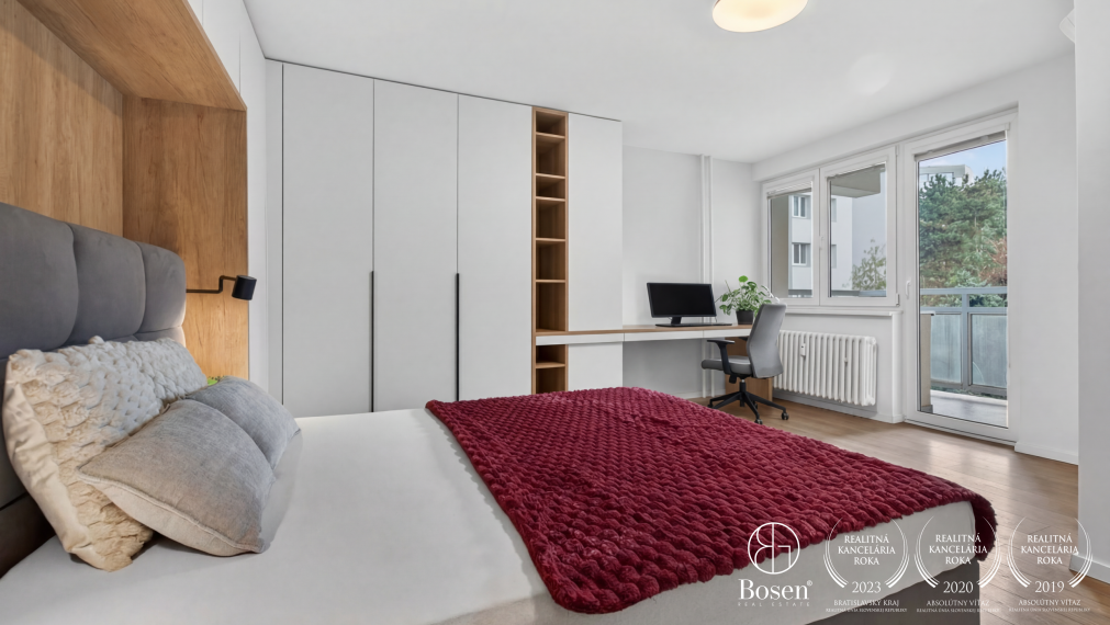 BOSEN | Veľkometrážny 2 izbový byt 85m2, Staré Mesto