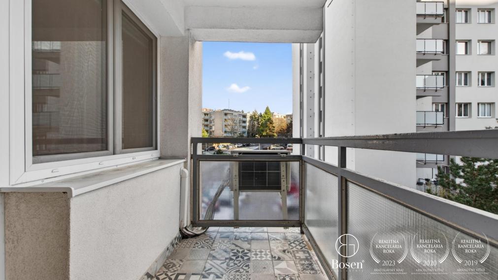 BOSEN | Veľkometrážny 2 izbový byt 85m2, Staré Mesto