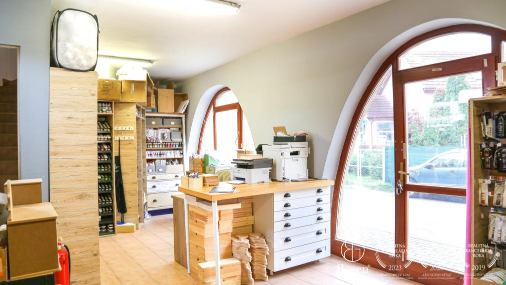 BOSEN | Na prenájom obchodný priestor na pešej zóne DS, 79 m2